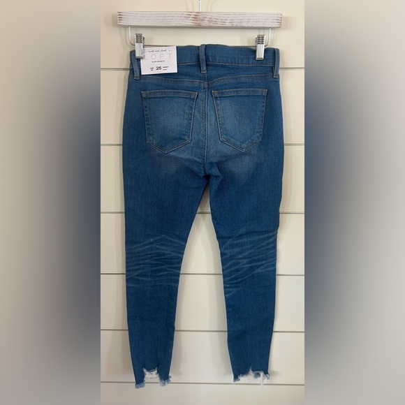 Loft Skinny Crop Slim Pockets NWT - Picture 3 of 4